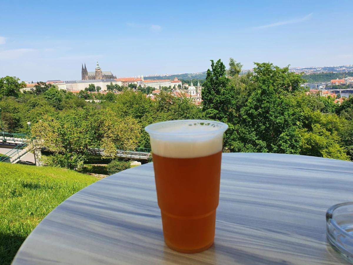 Cozy Apt Near Prague Castle Екстер'єр фото